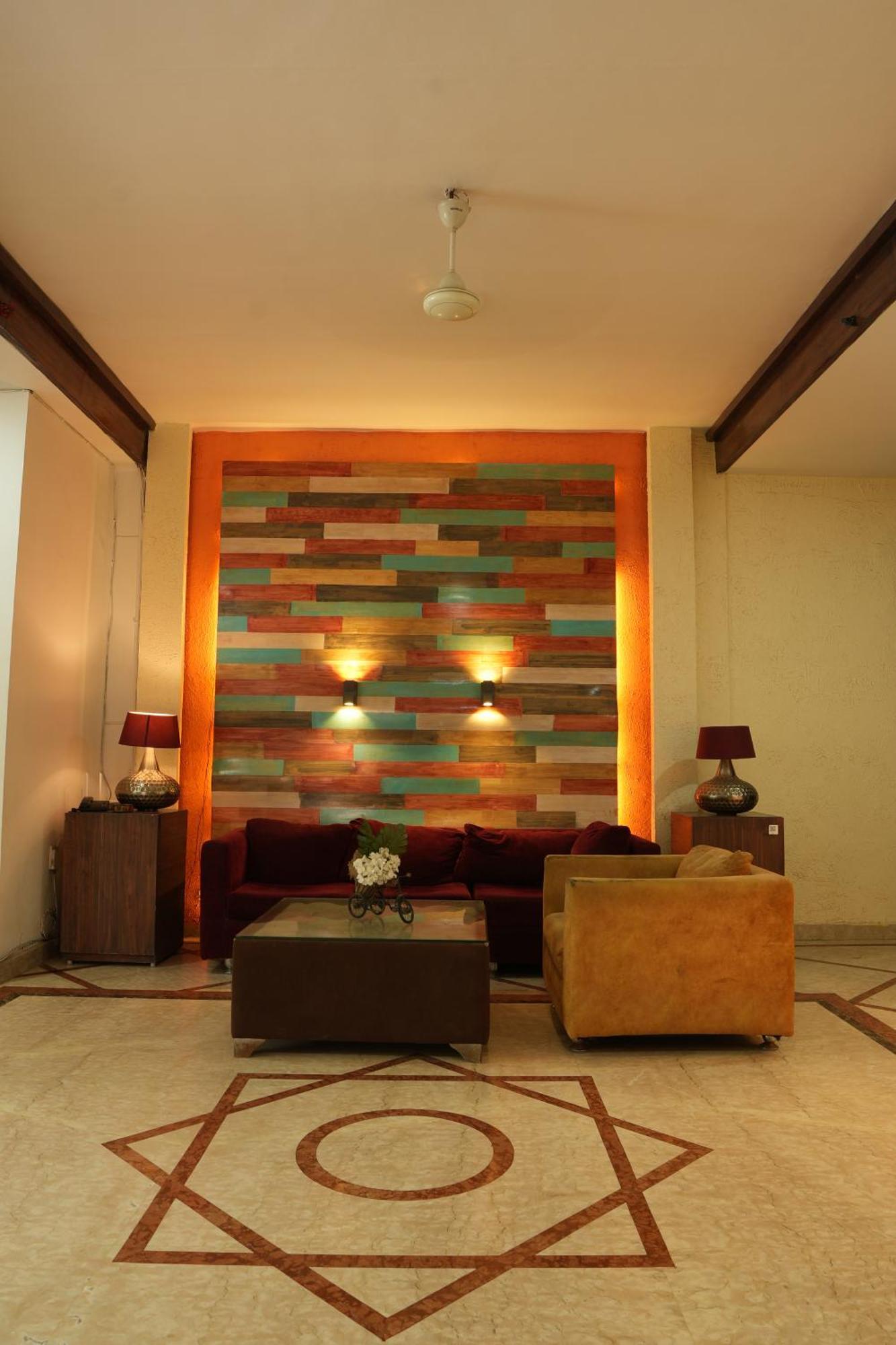 Hotel Elite Sector 45 I Gurgaon Central I Couple Friendly Экстерьер фото