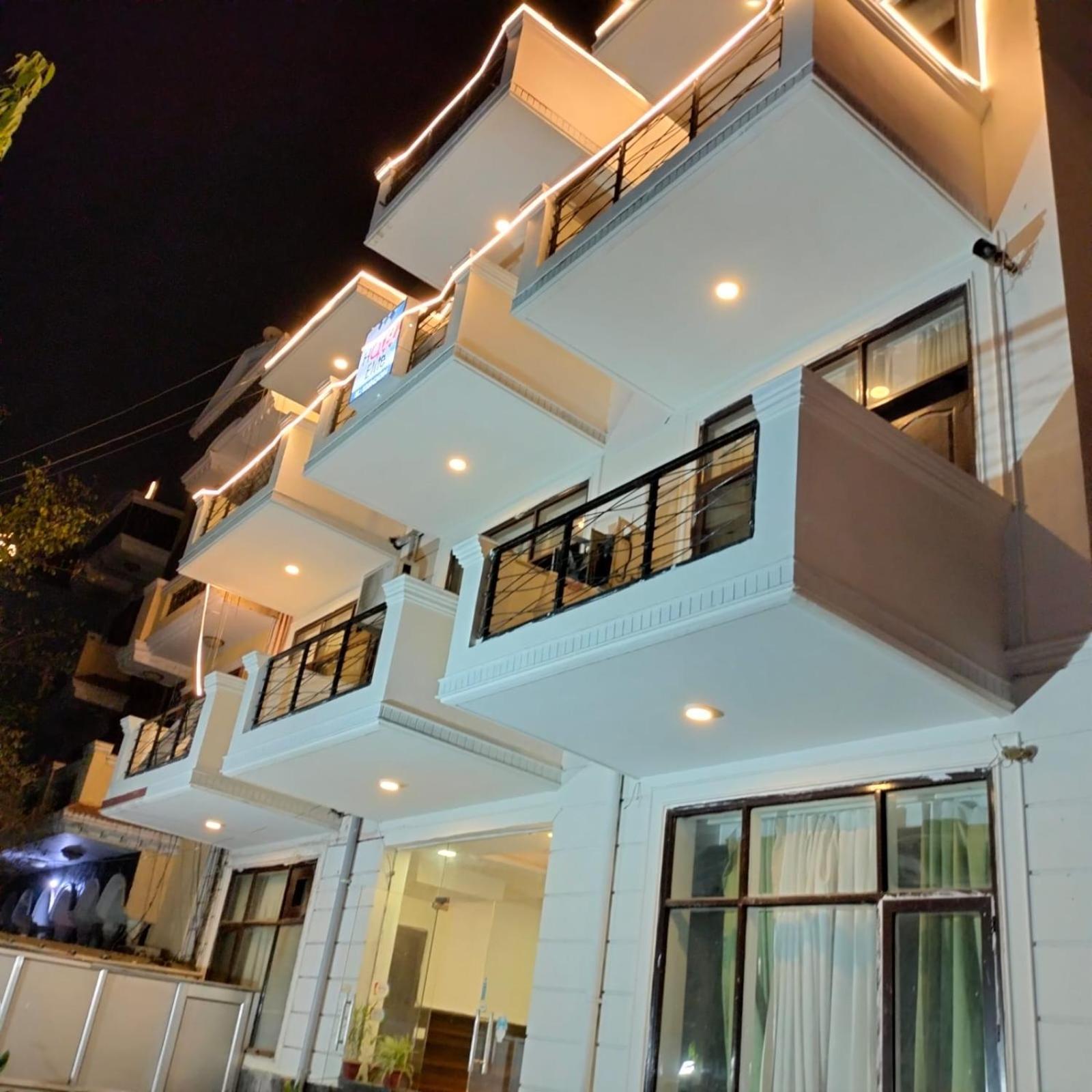 Hotel Elite Sector 45 I Gurgaon Central I Couple Friendly Экстерьер фото