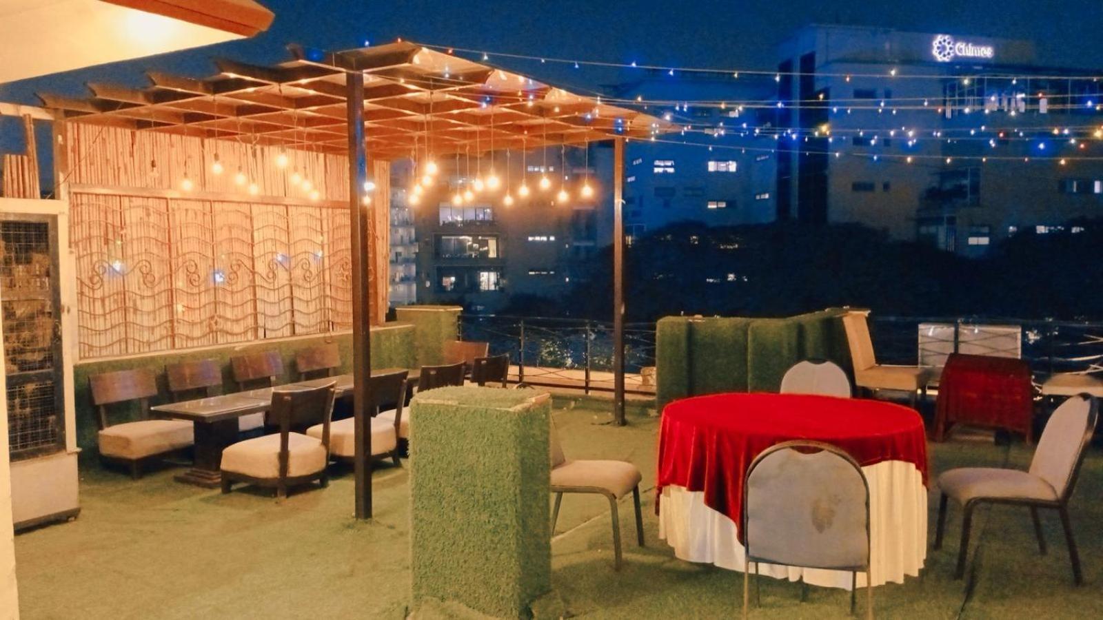 Hotel Elite Sector 45 I Gurgaon Central I Couple Friendly Экстерьер фото
